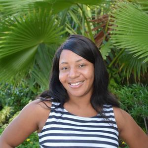 Meet your Posher, Monica